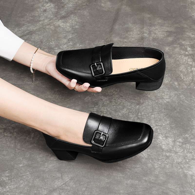 洗練エレガント ローヒールバックルパンプス