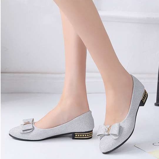 結婚式パンプス エレガントリボン輝きホワイトフラット