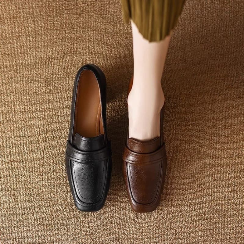 エレガントスクエアトゥ 黒ローヒールパンプス