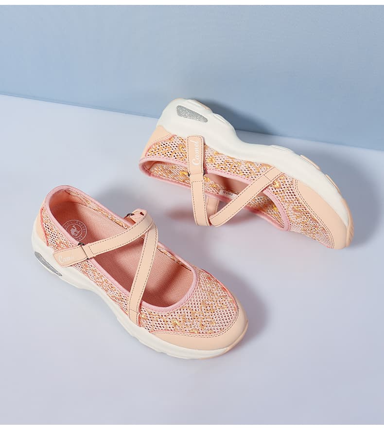 エアクッション軽量メッシュ白ストラップパンプス