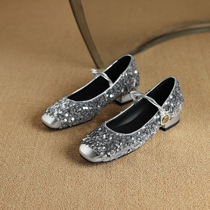 シルバースパンコール上品ツイストストラップパンプス