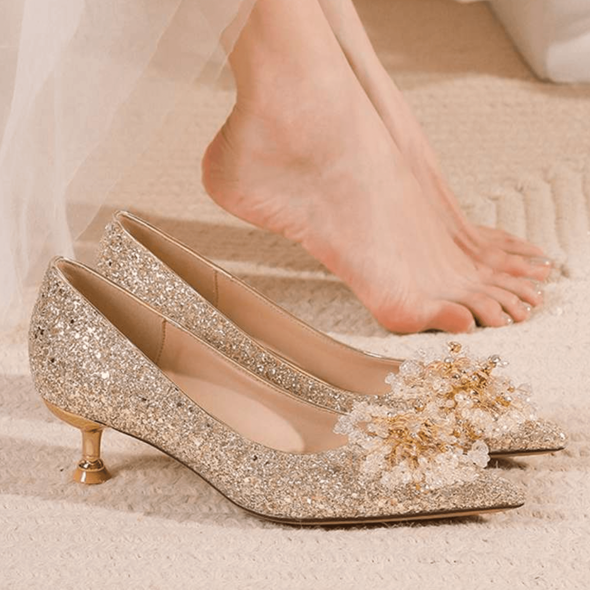 結婚式パンプス ゴールドラメ煌めき エレガントピンヒール