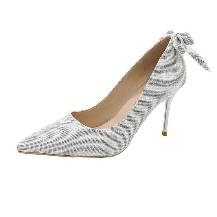煌めくシルバーリボン上品ピンヒールパンプス
