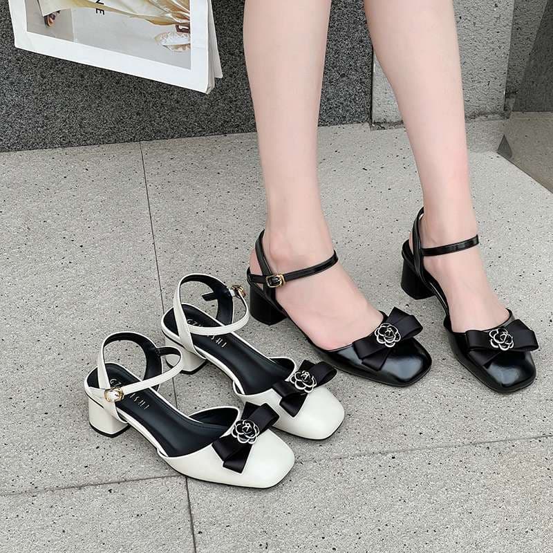 エレガント光沢アンクルリボンパンプス