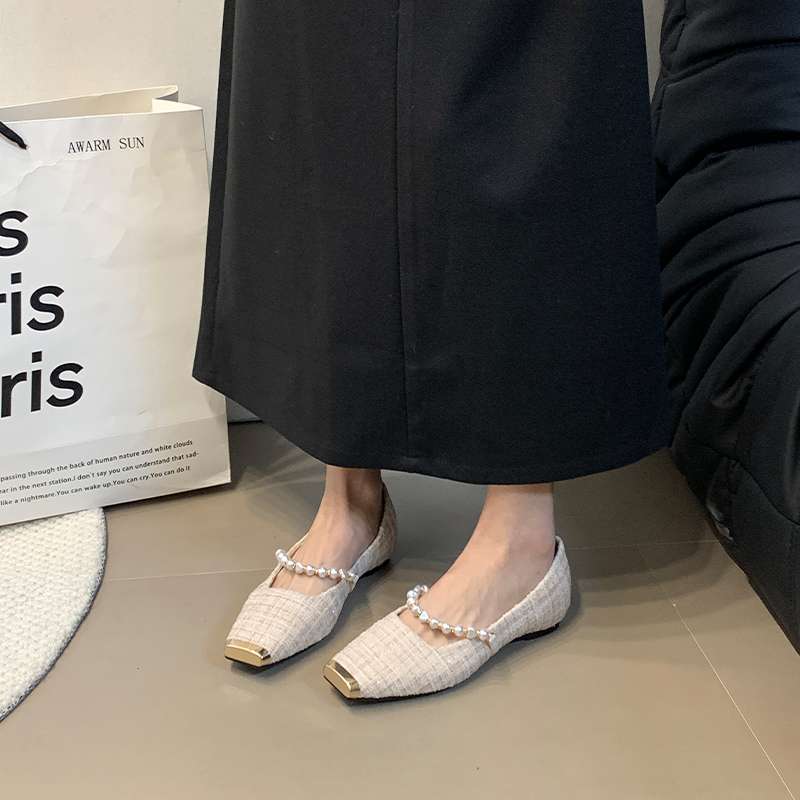 結婚式パンプス 上品ツイードパールストラップローヒール