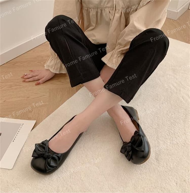 やわらかリボン付き上品ぺたんこ結婚式パンプス