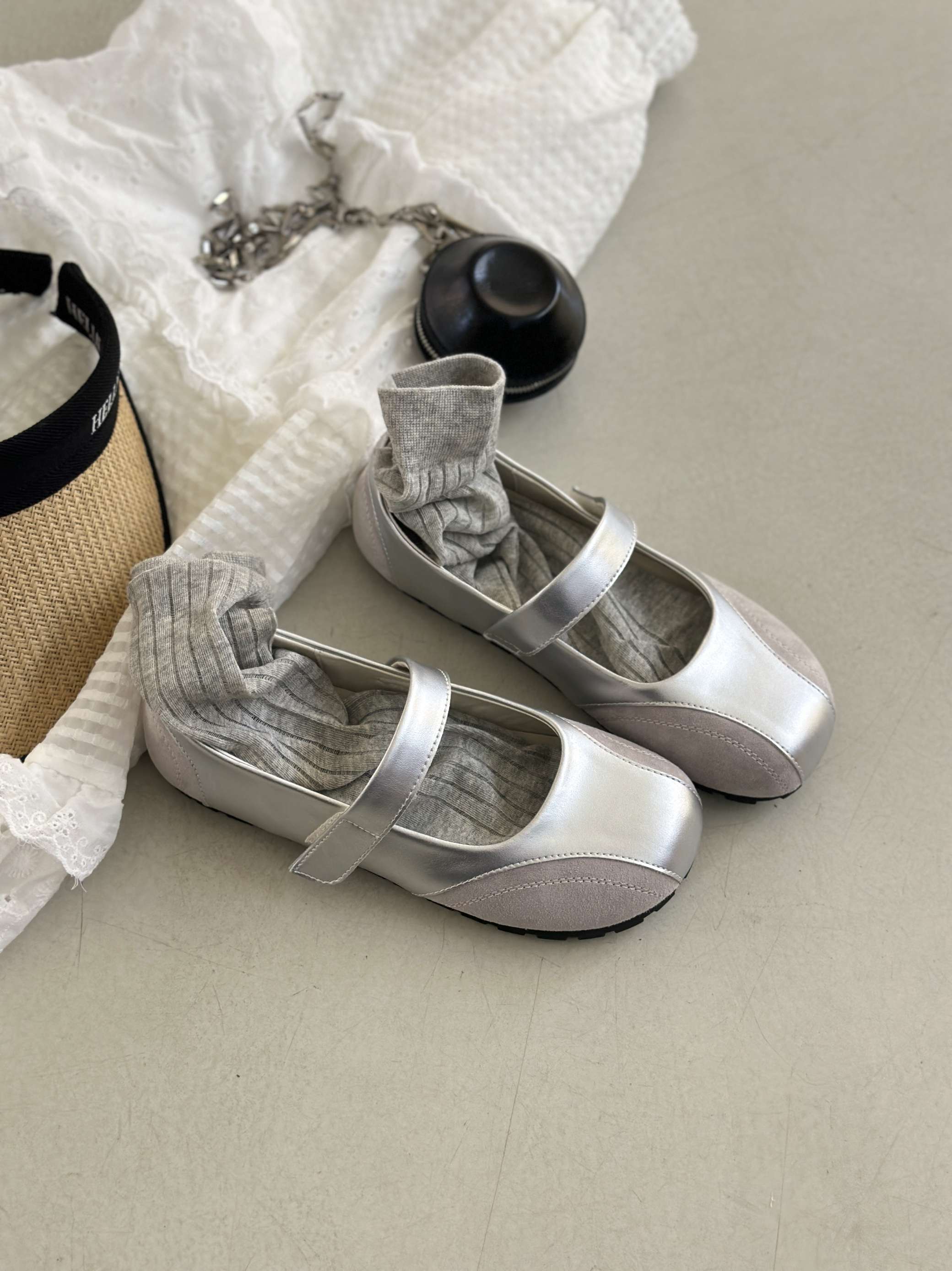 結婚式パンプス グレイスシルバー 上品ストラップパンプス