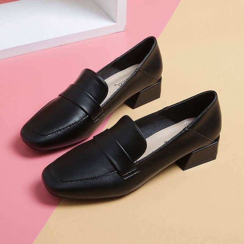 エレガントフィット ソフトレザーローヒールパンプス