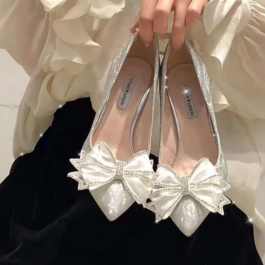 結婚式パンプス エレガント煌めくシースルーリボンパンプス