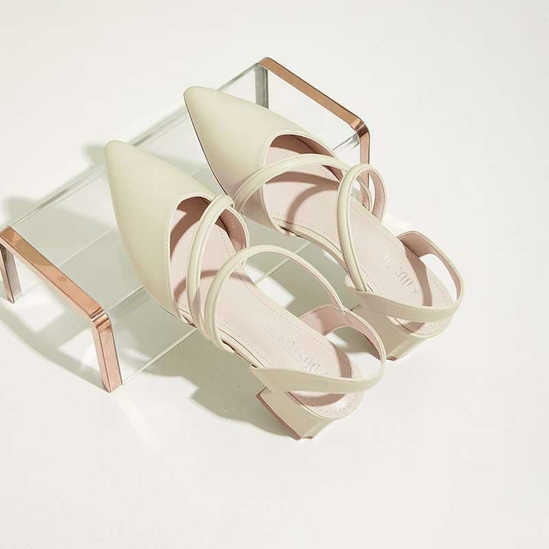 結婚式パンプス エレガントホワイトクロスストラップパンプス