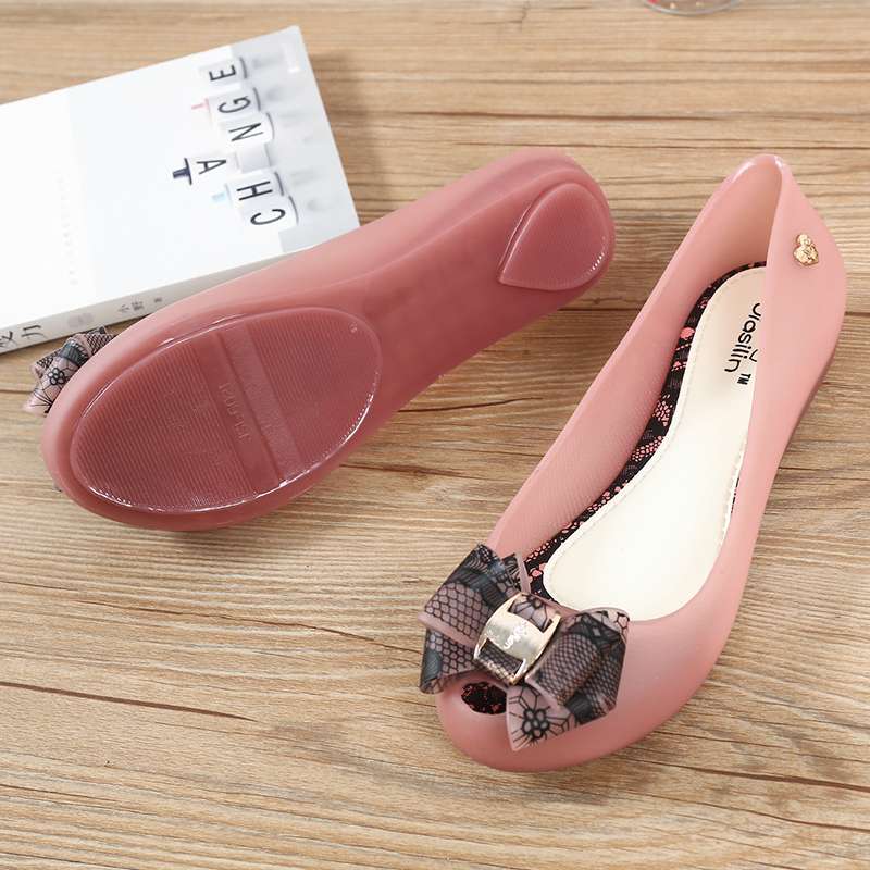 結婚式パンプス 上品リボンシルバーアクセント厚底サンダル