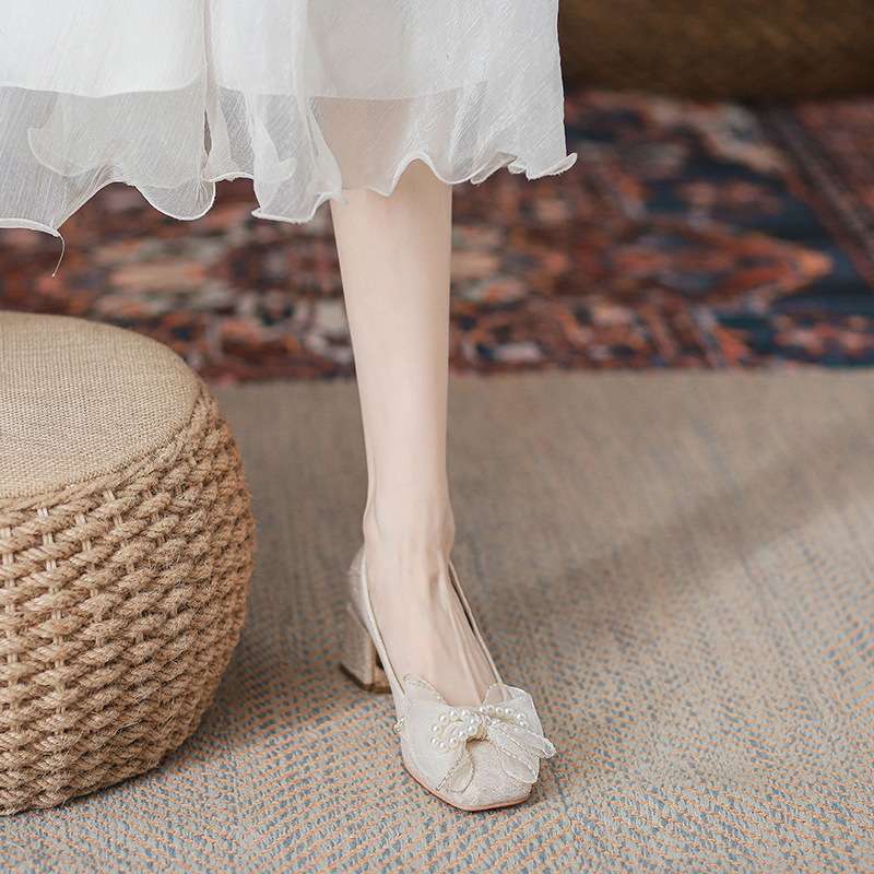 エレガントパールリボン ホワイトパンプス