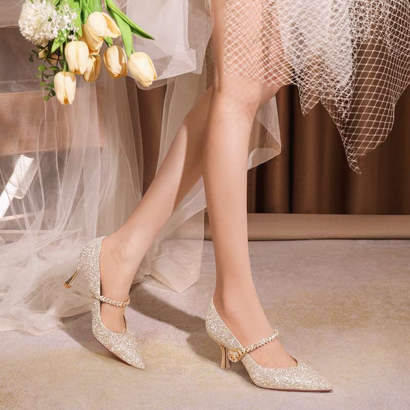 結婚式パンプス エレガントシルバーピンヒール
