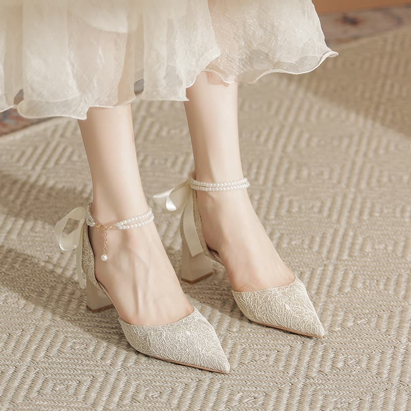 結婚式パンプス エレガントレース×パールリボン厚底パンプス